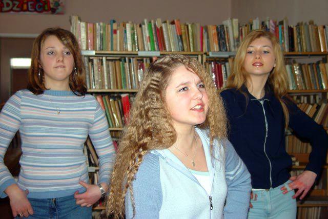 011.jpg
