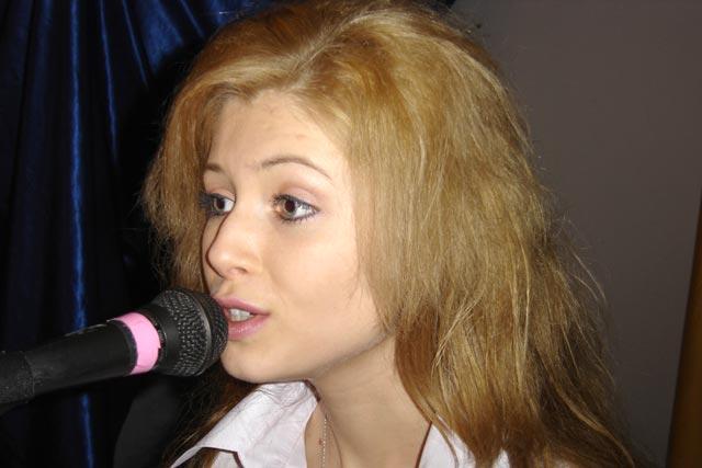 02.jpg