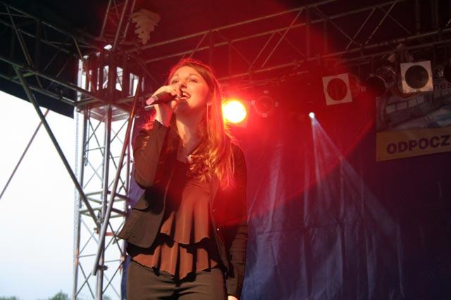 02.jpg