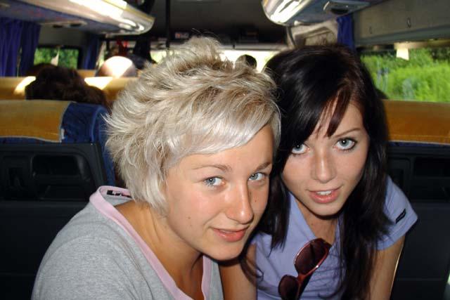 011.jpg