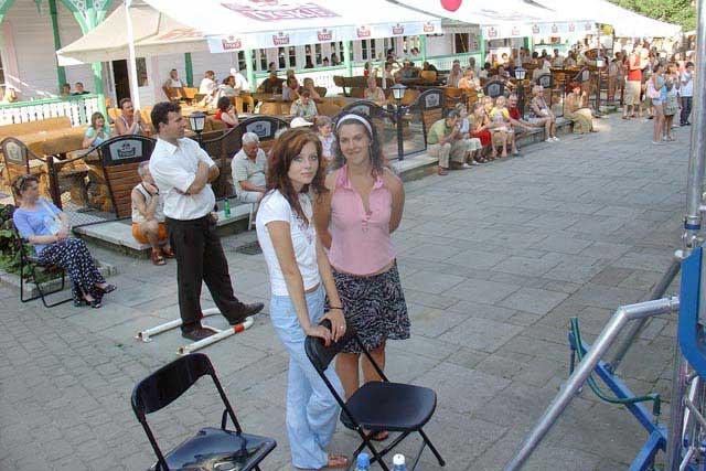 011.jpg