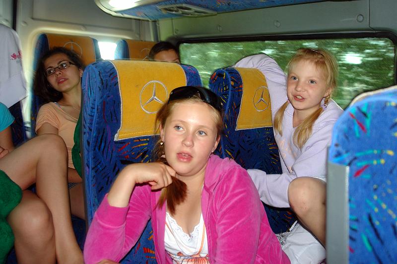 045.JPG