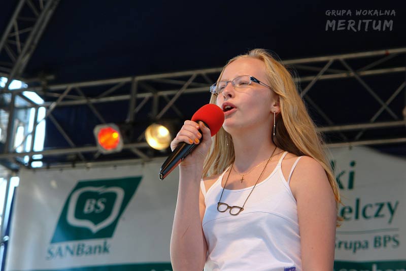 010.JPG
