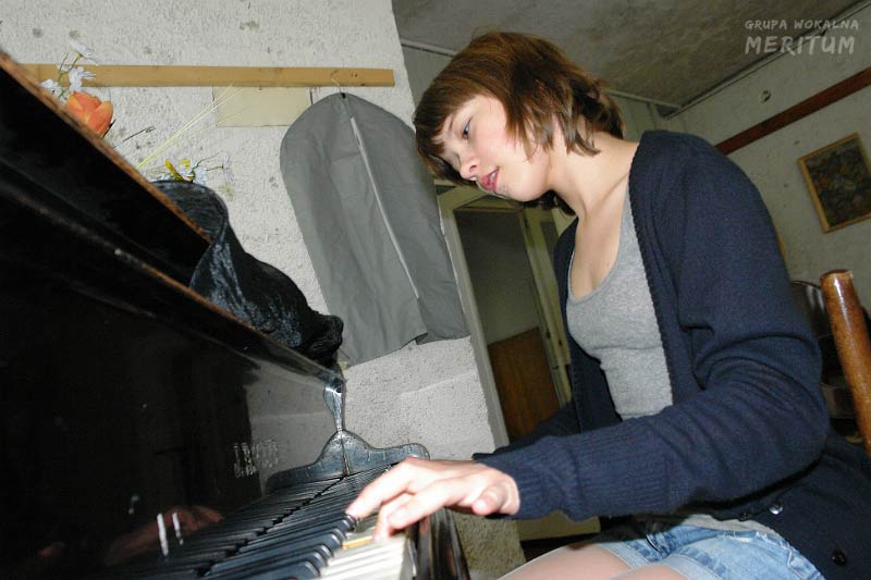 103.jpg