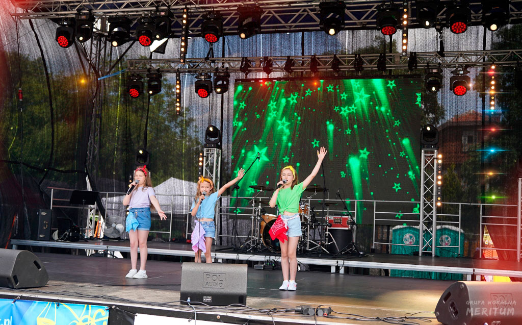 DS_04421.JPG -                                