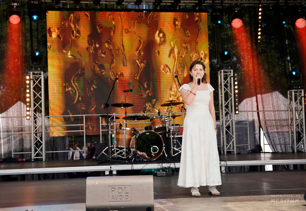 DS_04482.JPG -                                