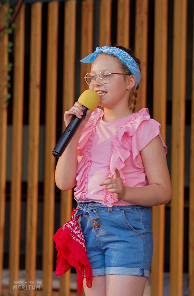 DS_04696.JPG -                                