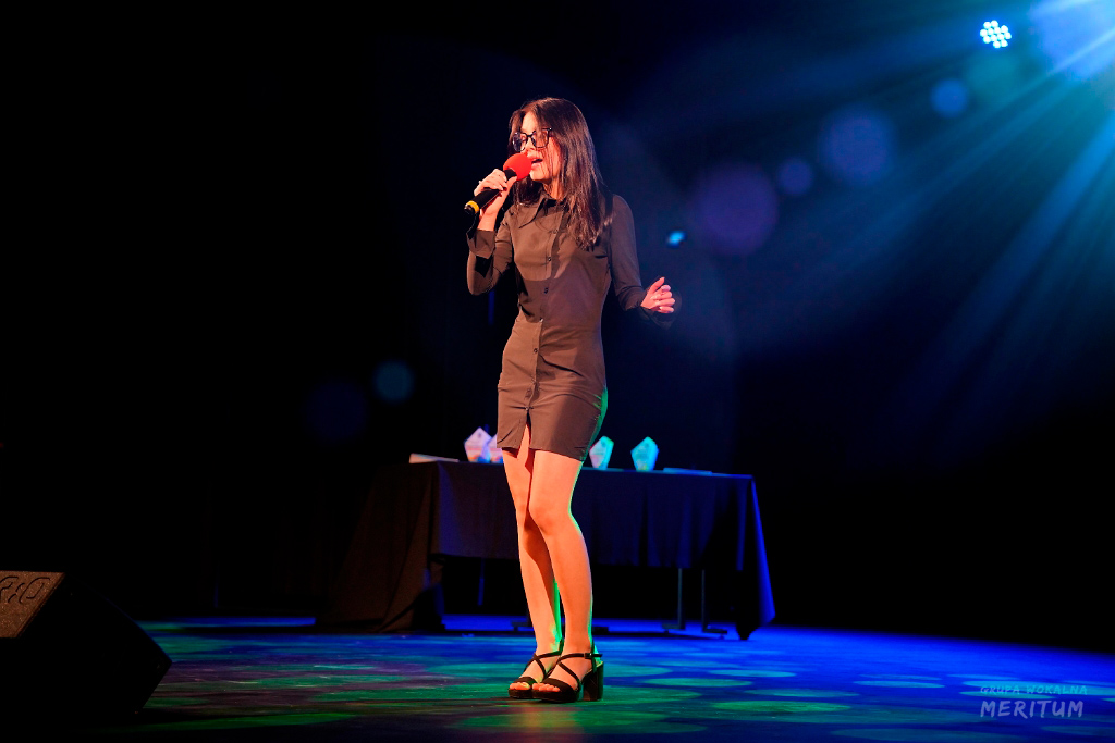 DS_05833.JPG -                                