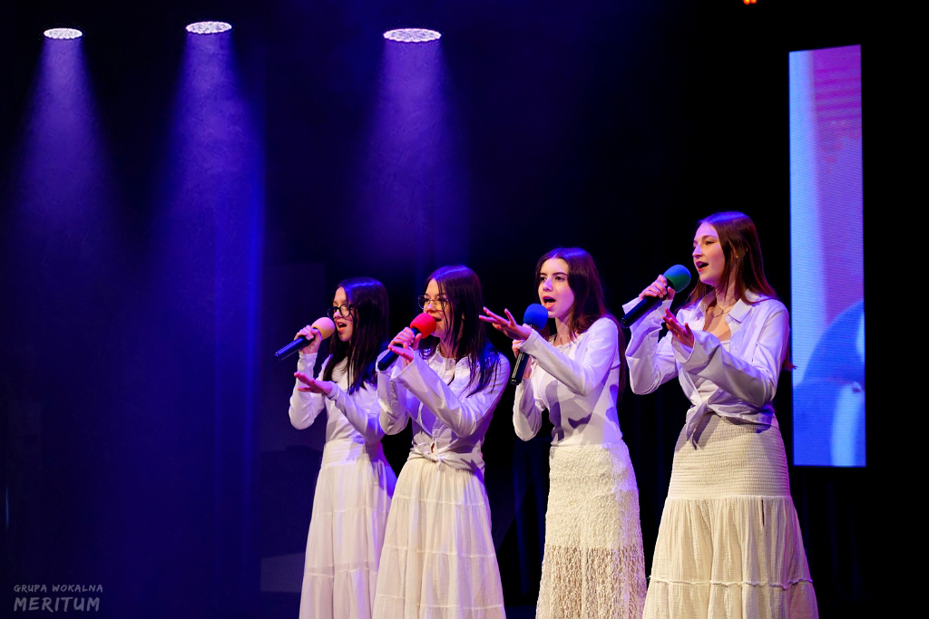 DS_00934.JPG -                                